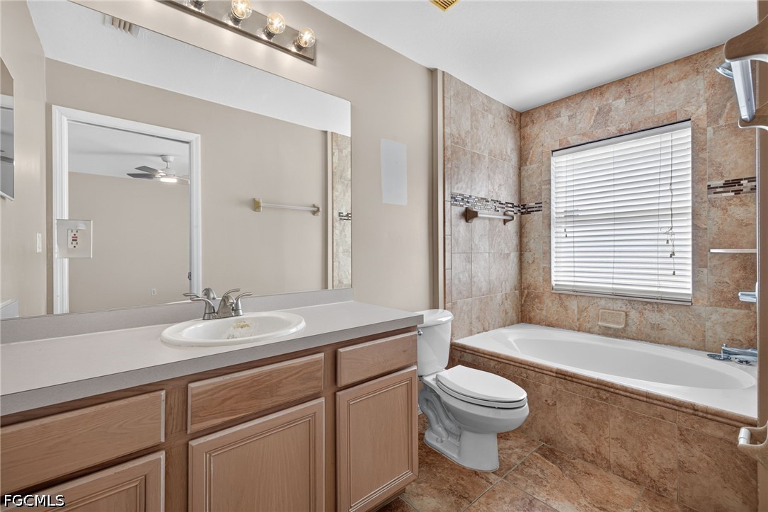 3 Bed SingleFamilyResidence for Sale in Cape Coral, photo 15