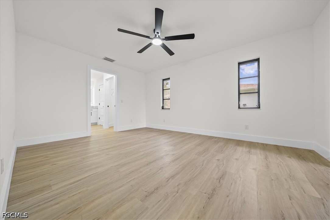 3 Bed SingleFamilyResidence for Sale in Cape Coral, photo 15