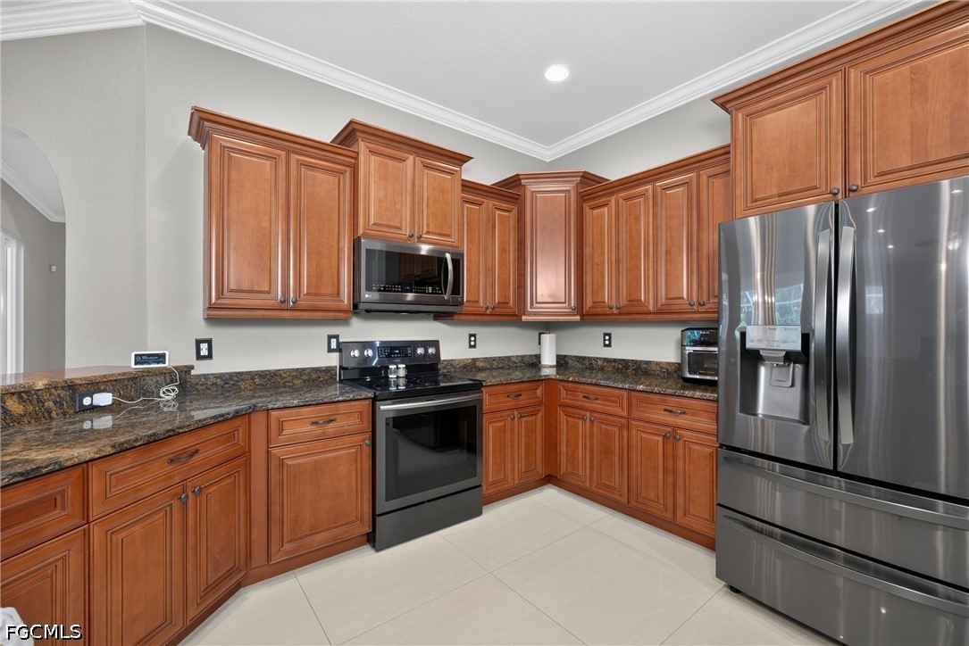 5 Bed Pool Home for Sale in Naples, photo 15