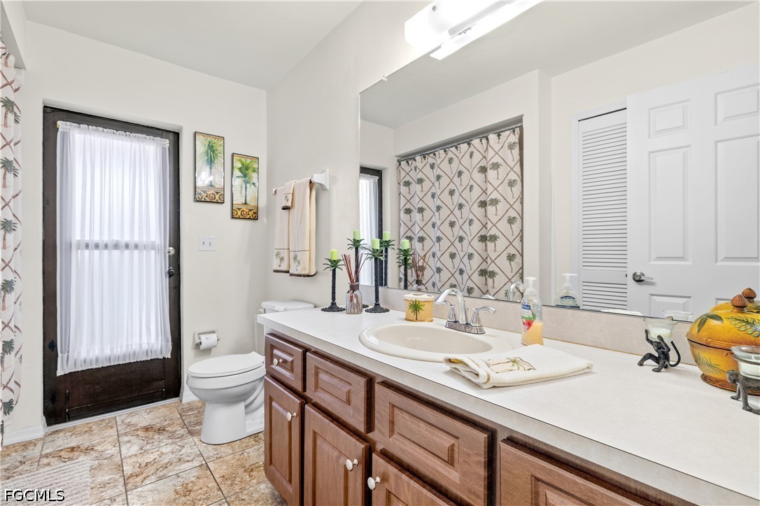 3 Bed Pool Home for Sale in Cape Coral, photo 15