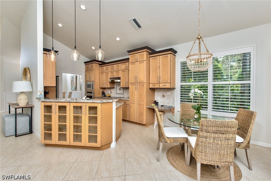 3 Bed Pool Home for Sale in Pelican Marsh, photo 15