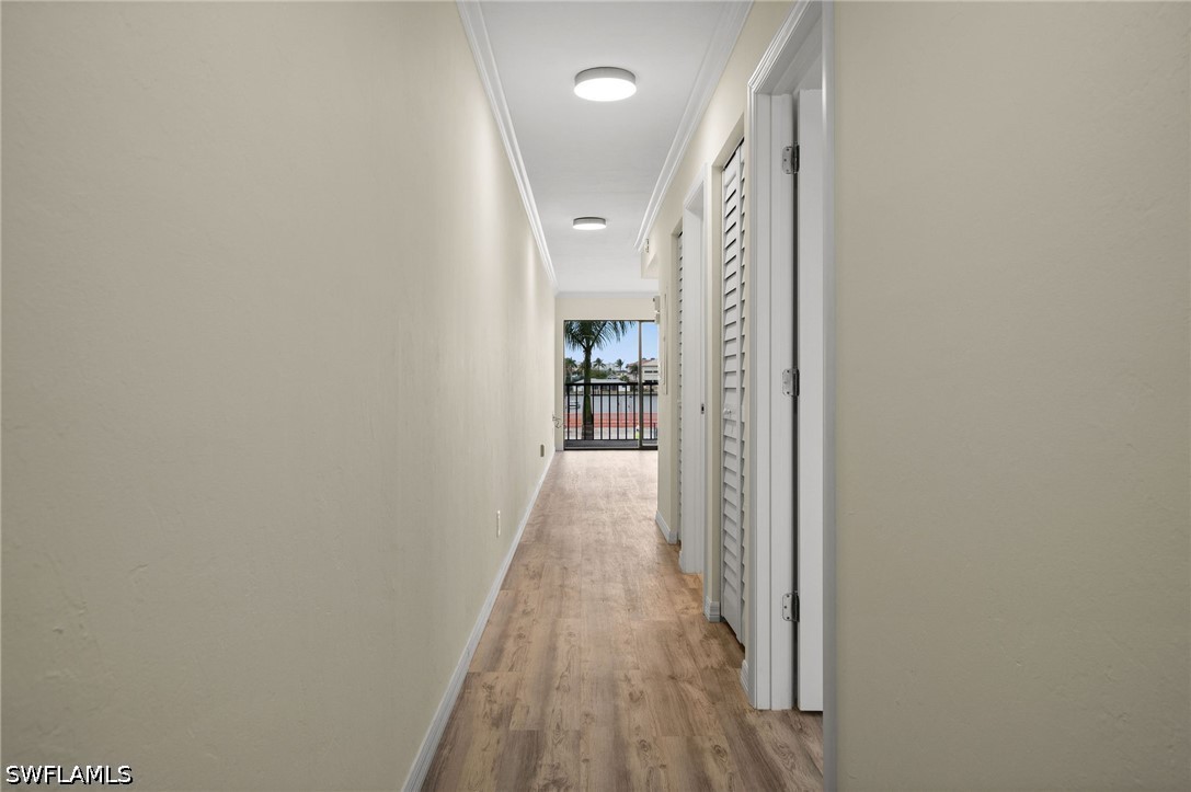 1 Bed Condominium for Sale in Vanderbilt Palms, photo 15