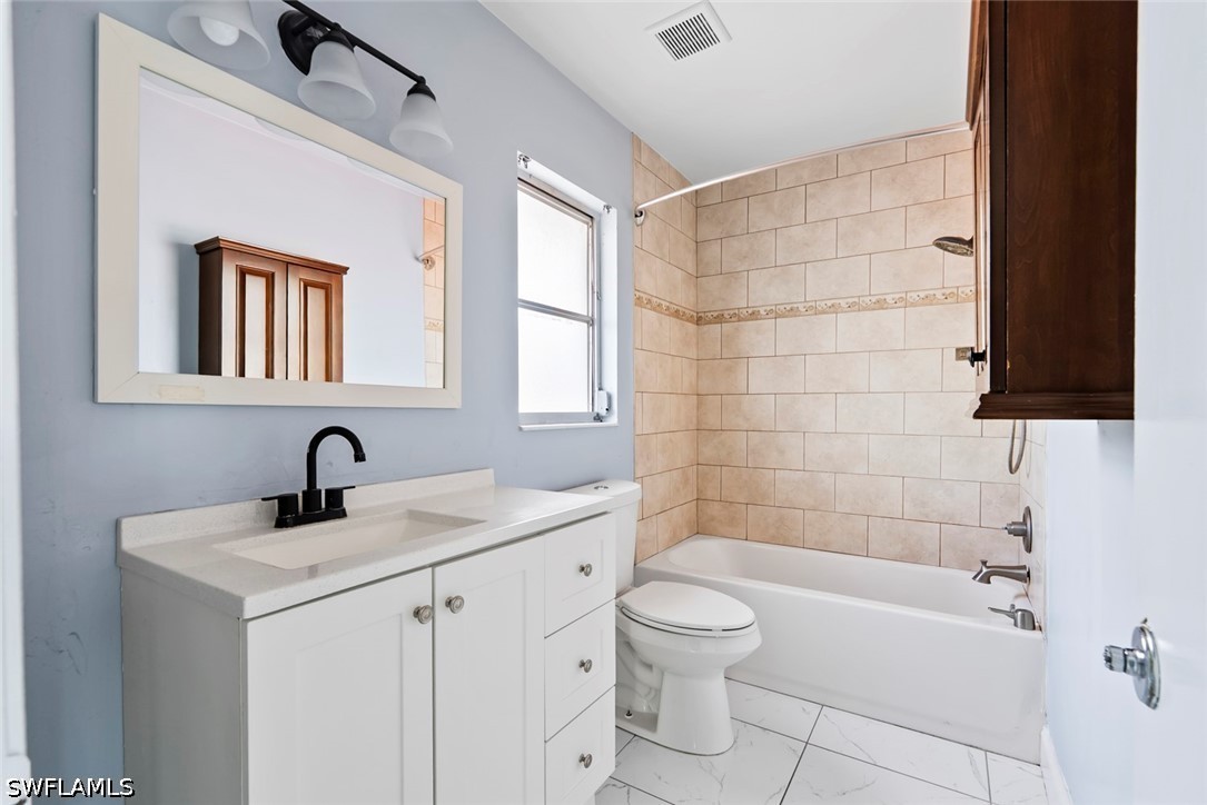 3 Bed Pool Home for Sale in Lehigh Acres, photo 15