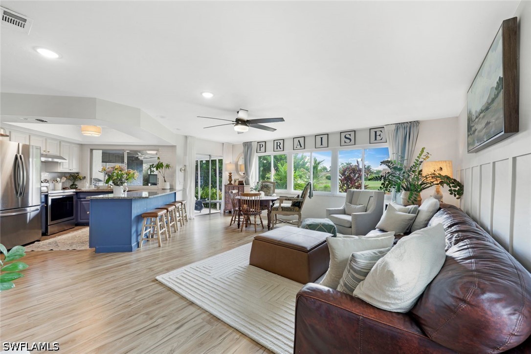 3 Bed Waterfront Home for Sale in Torrey Pines, photo 15