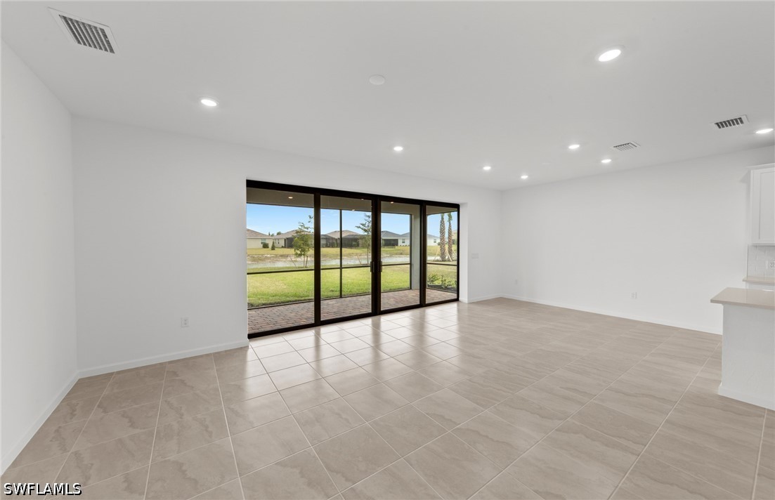 4 Bed SingleFamilyResidence for Sale in Alva, photo 15
