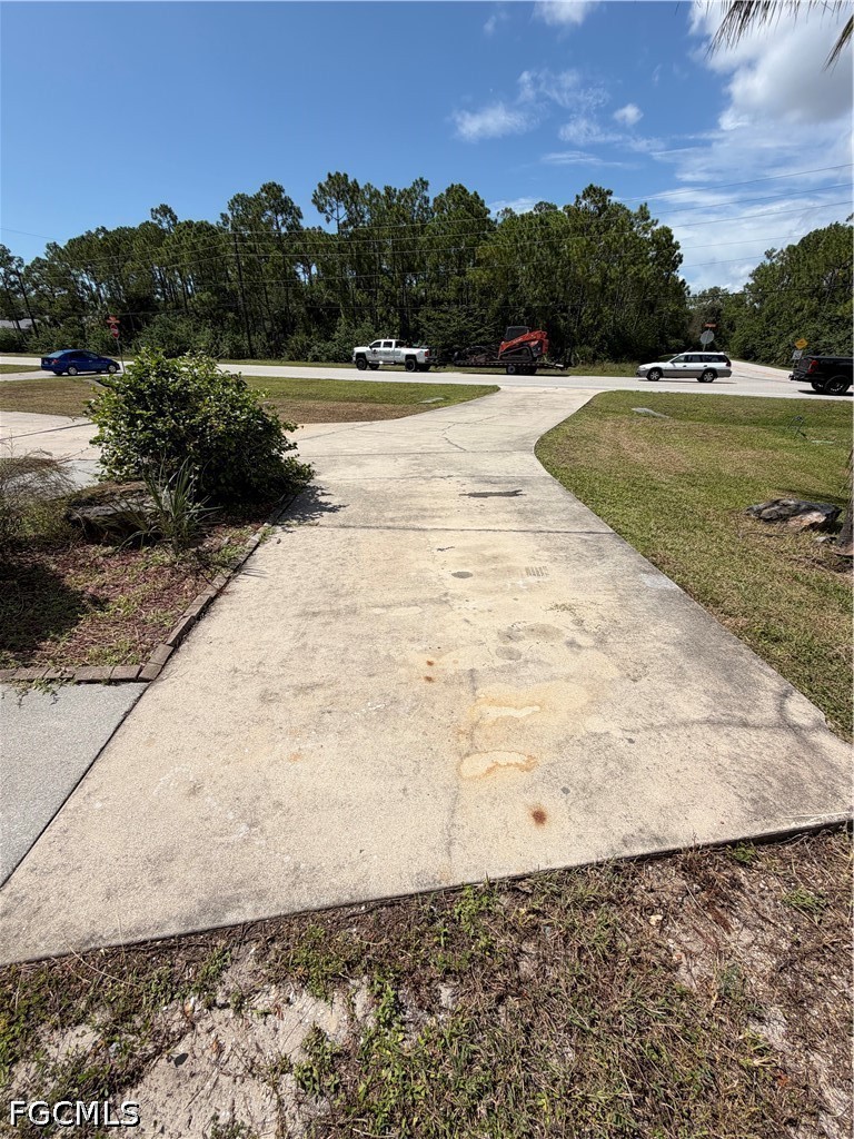 3 Bed SingleFamilyResidence for Sale in Bonita Springs, photo 15