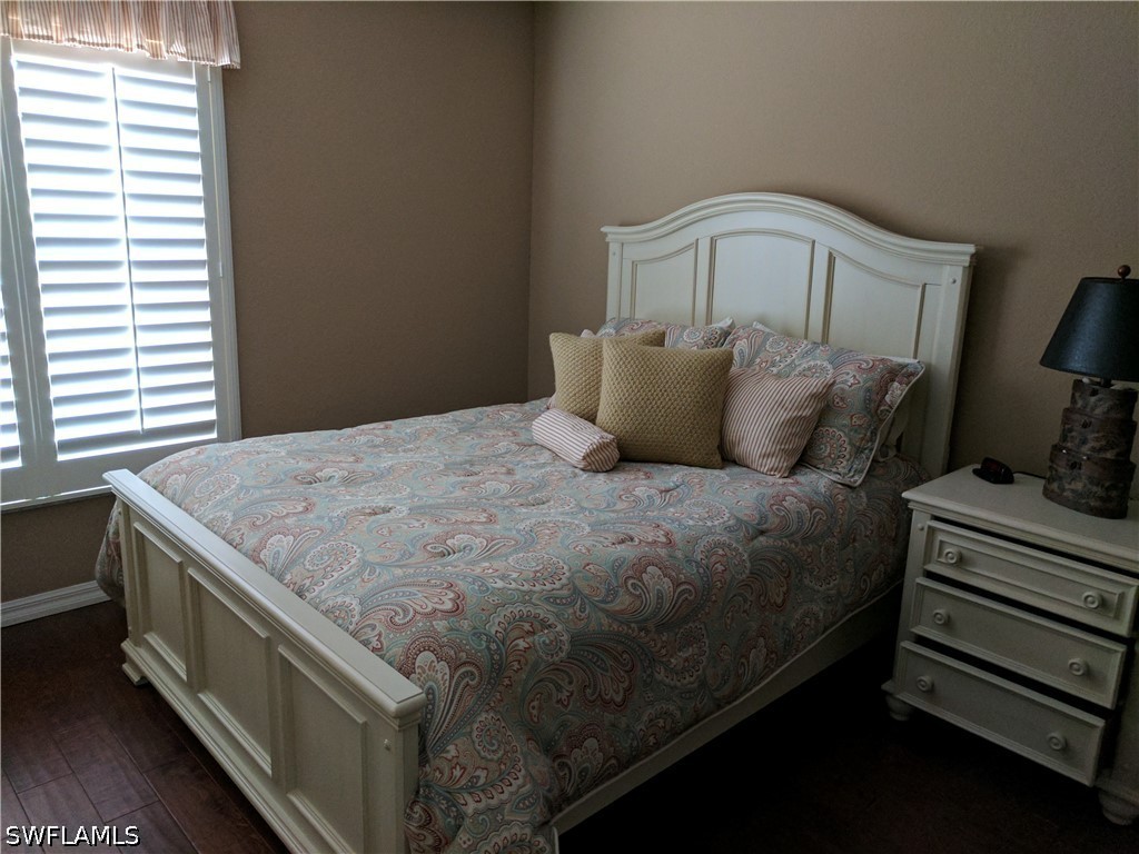 3 Bed Waterfront Home for Sale in Carlton Lakes, photo 15