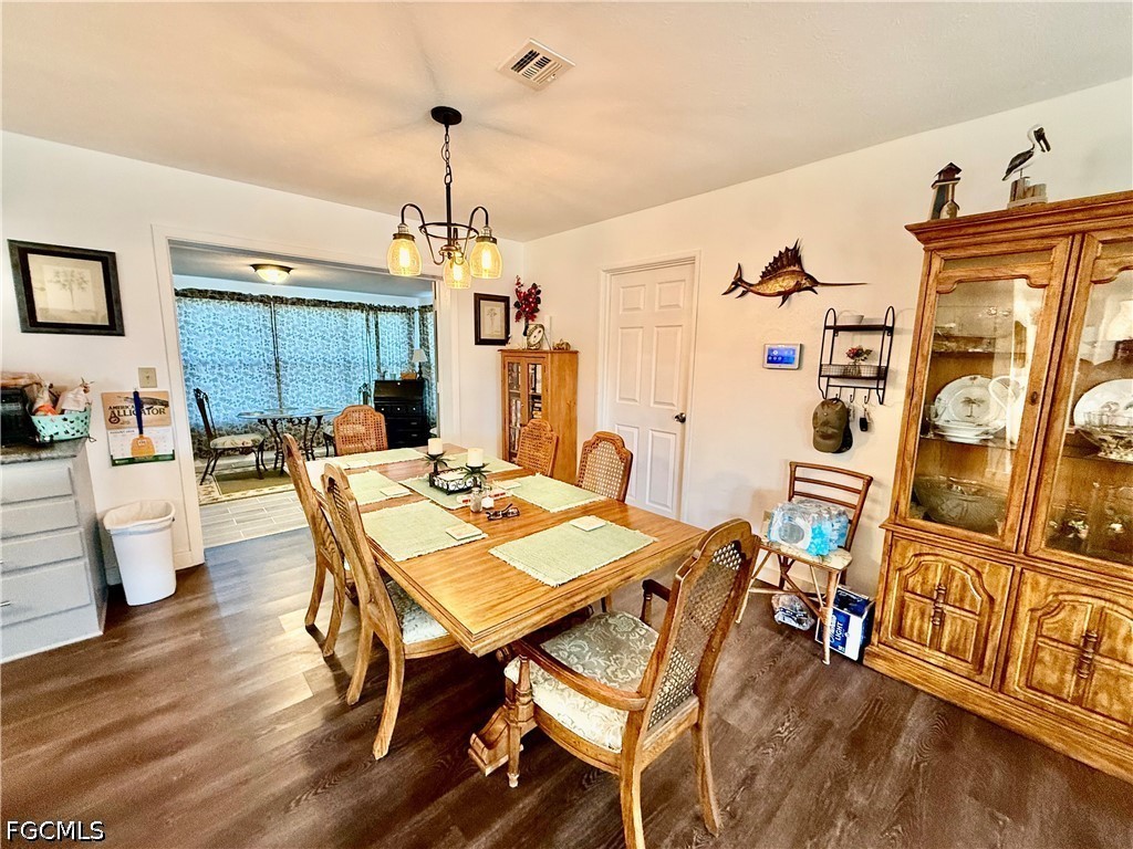 2 Bed SingleFamilyResidence for Sale in Lehigh Acres, photo 15