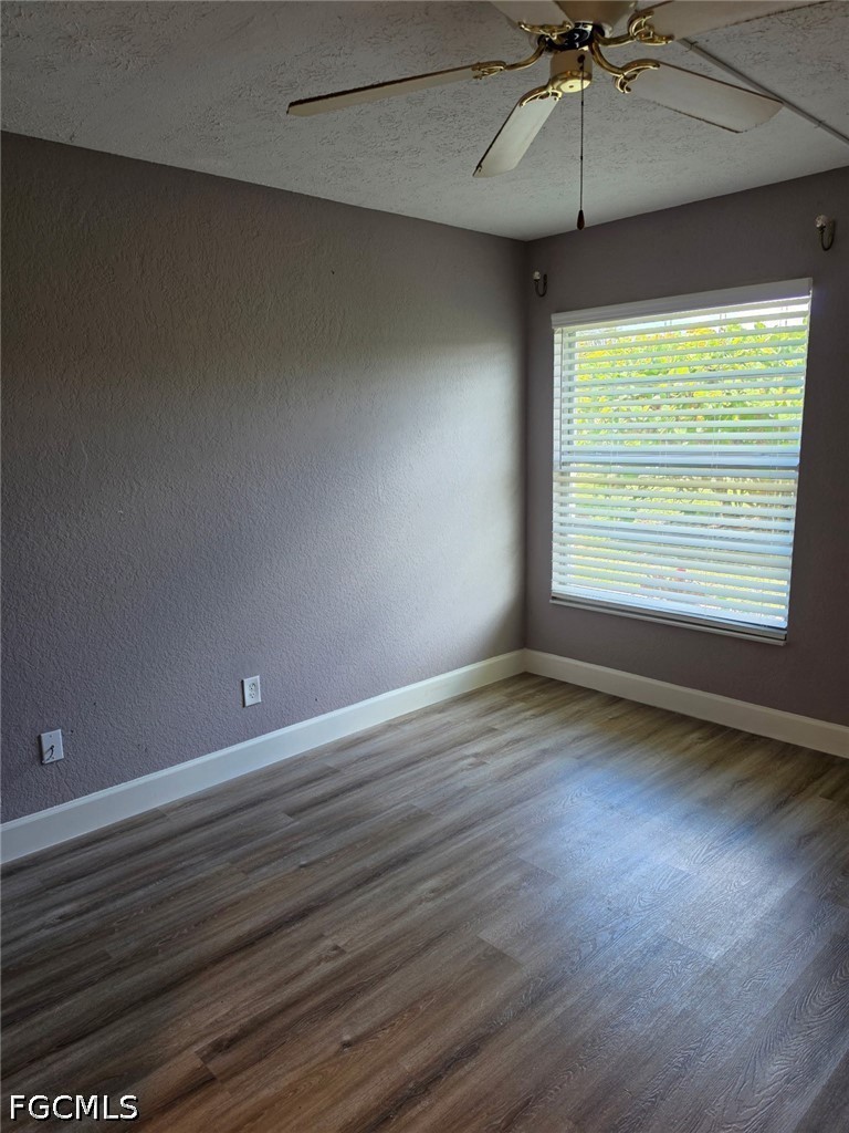 2 Bed Condominium for Sale in Sanibel Way Condo, photo 15