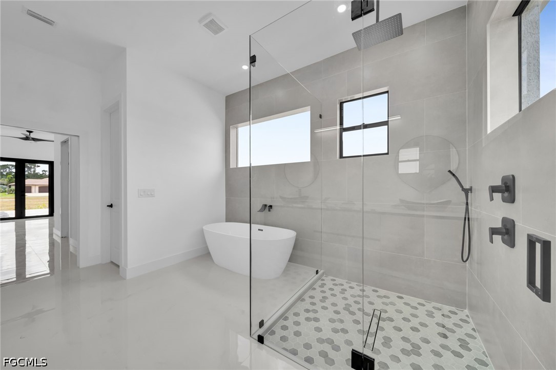 3 Bed Pool Home for Sale in Punta Gorda, photo 15