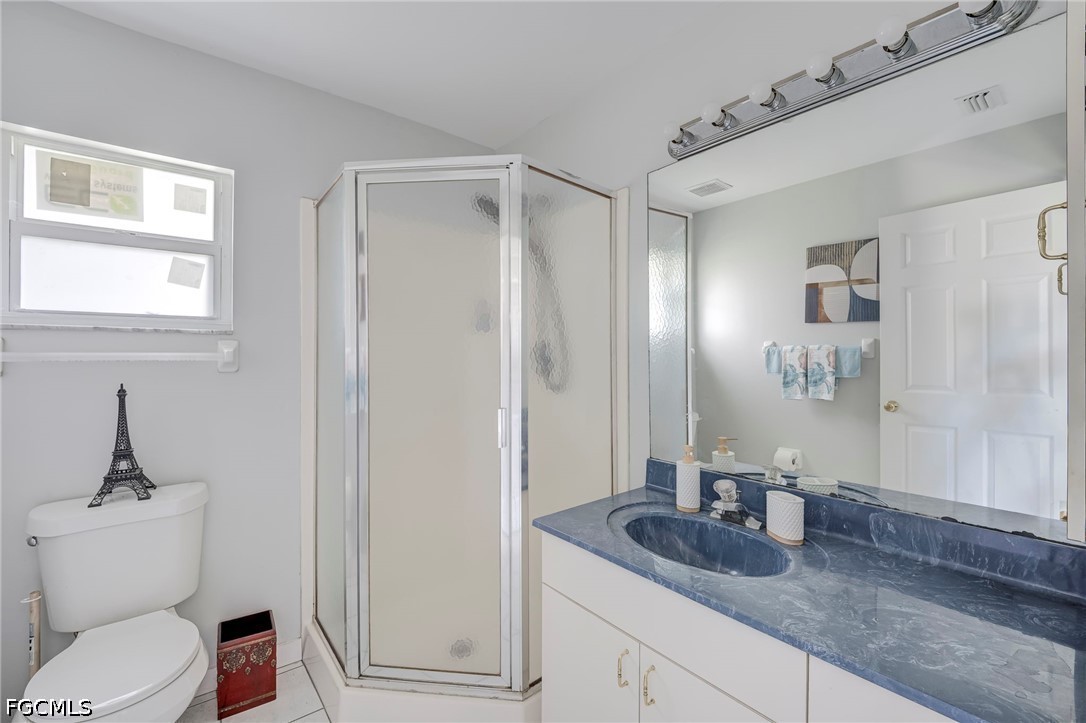 3 Bed SingleFamilyResidence for Sale in Lehigh Acres, photo 15