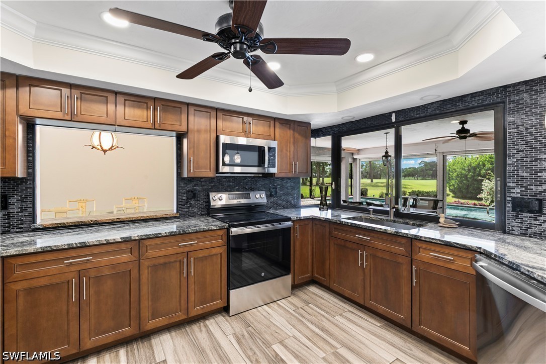 3 Bed Pool Home for Sale in Naples, photo 15