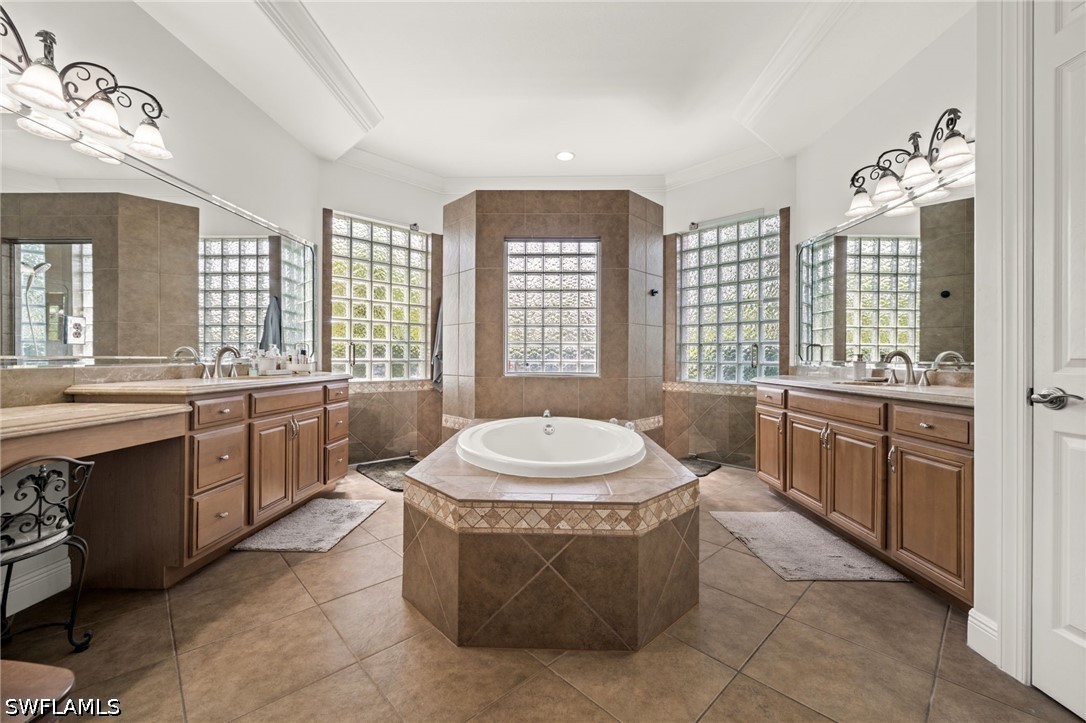 5 Bed SingleFamilyResidence for Sale in Belle Lago, photo 15