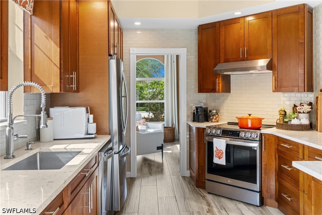 3 Bed Pool Home for Sale in Verona Walk, photo 15