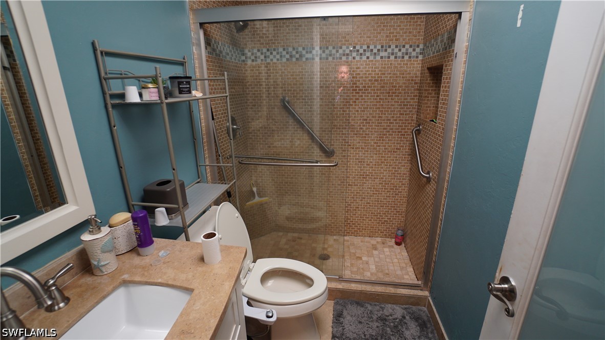 3 Bed Pool Home for Sale in Gulf Harbor, photo 15