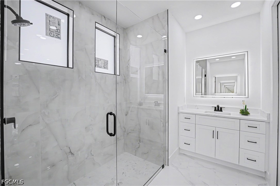 3 Bed SingleFamilyResidence for Sale in 951 Plaza, photo 15