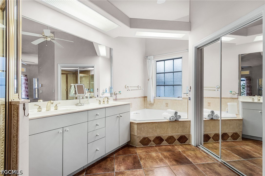 3 Bed Pool Home for Sale in Cape Coral, photo 15