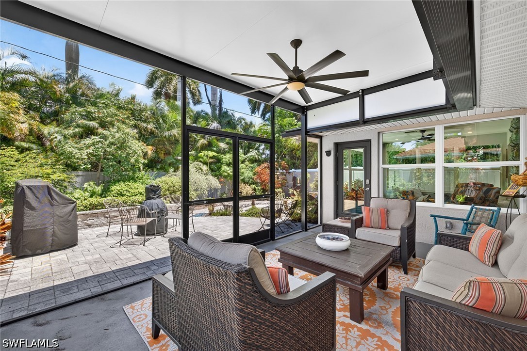 3 Bed SingleFamilyResidence for Sale in Naples Park, photo 15