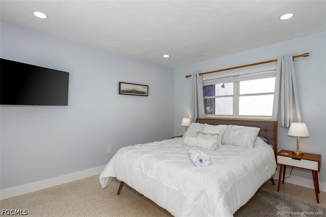 2 Bed Pool Home for Sale in Cape Coral, photo 15