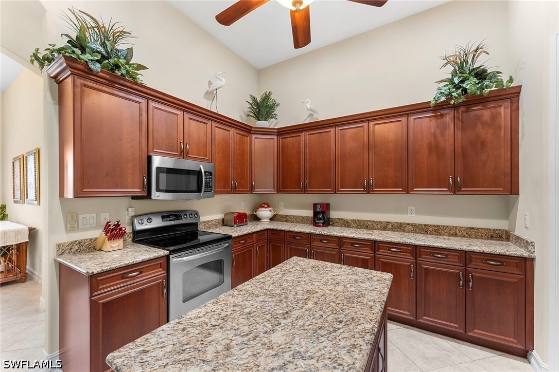 4 Bed Pool Home for Sale in Lely Island Estates, photo 15