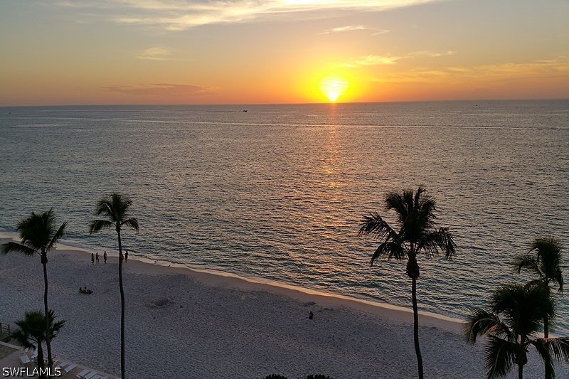 2 Bed Waterfront Home for Sale in Naples, photo 15