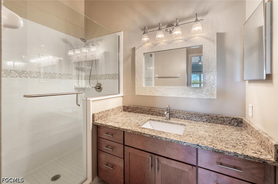 3 Bed Waterfront Home for Sale in Naples, photo 15