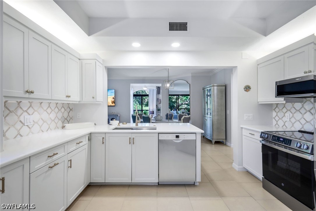2 Bed Condominium for Sale in Naples, photo 15