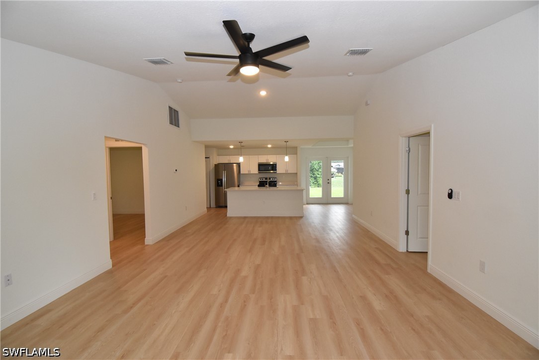 4 Bed SingleFamilyResidence for Sale in North Port, photo 15