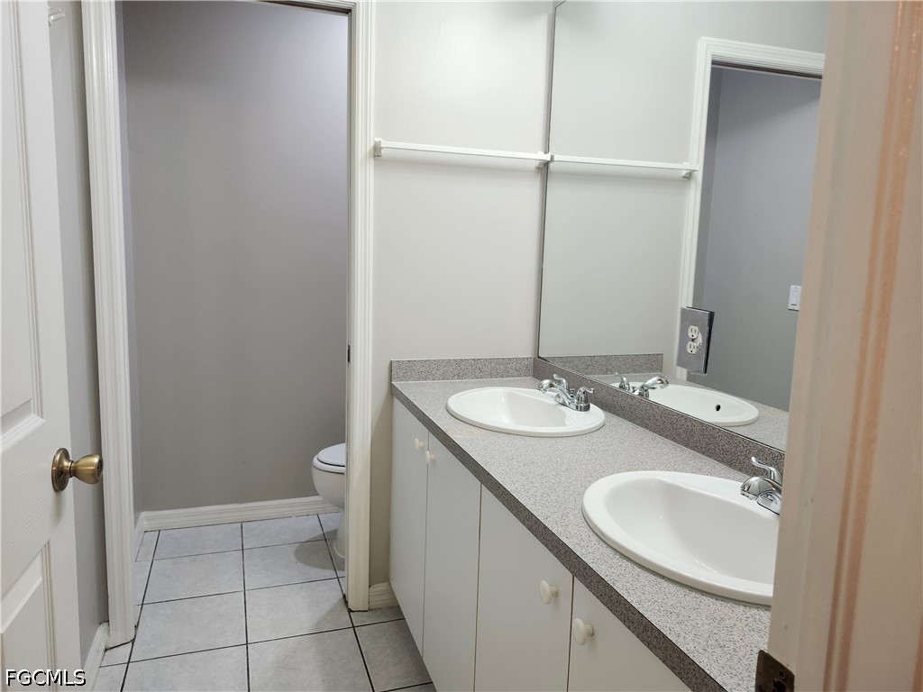 2 Bed Waterfront Home for Sale in Cape Coral, photo 15