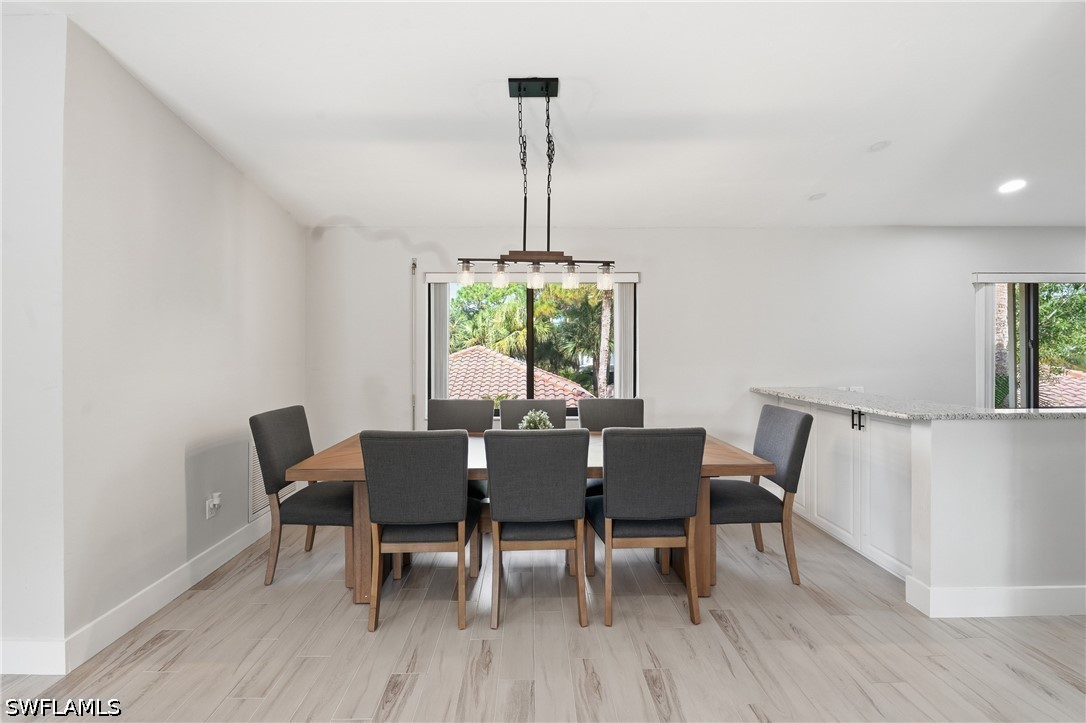 2 Bed Condominium for Sale in Coach House, photo 15