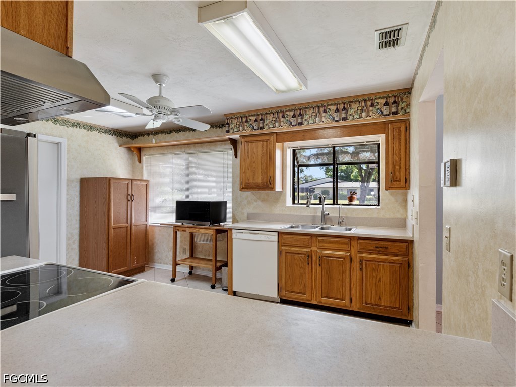 3 Bed Attached for Sale in Fort Myers, photo 15