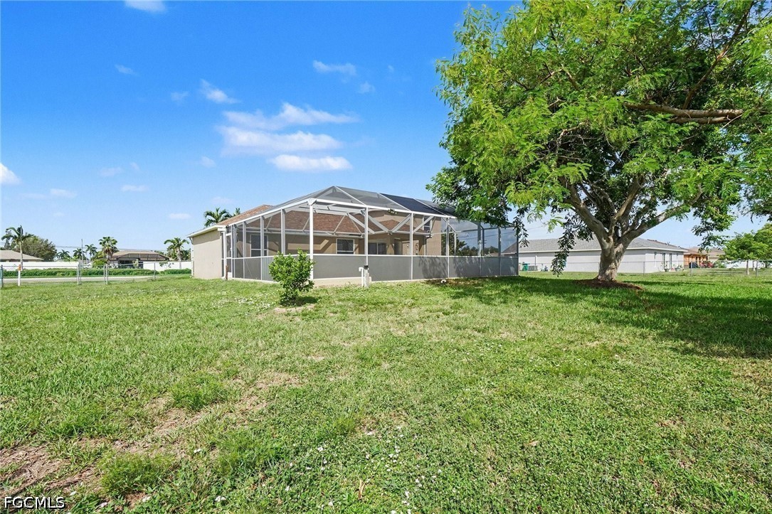 3 Bed Pool Home for Sale in Cape Coral, photo 15