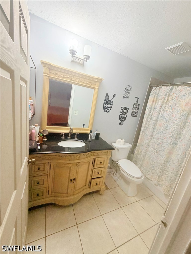 3 Bed Pool Home for Sale in Lehigh Acres, photo 15