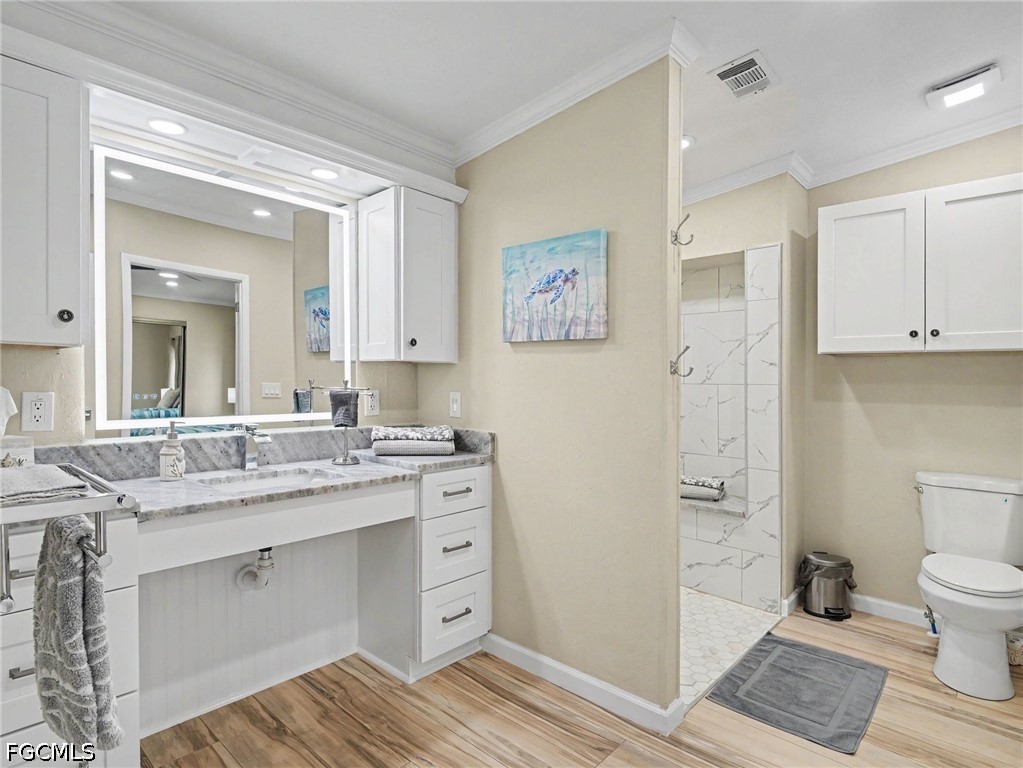 2 Bed ManufacturedHome for Sale in North Fort Myers, photo 15