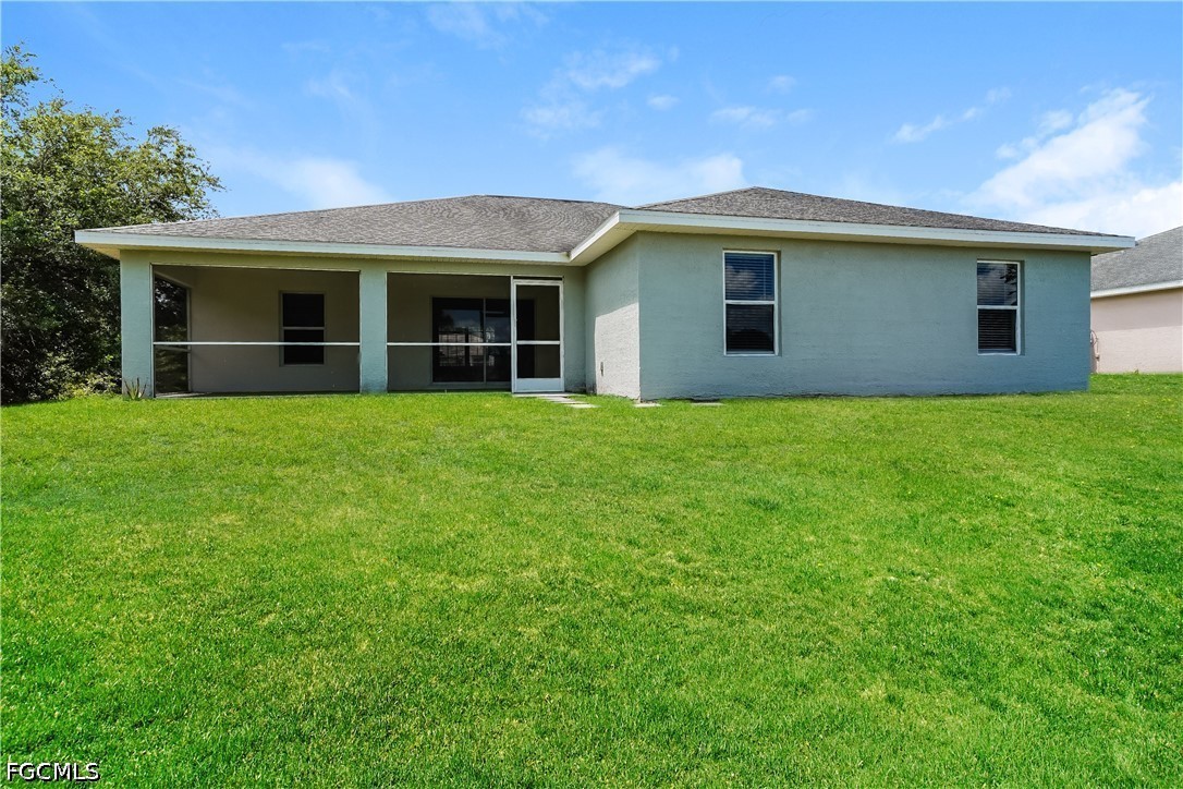 3 Bed SingleFamilyResidence for Sale in Lehigh Acres, photo 15