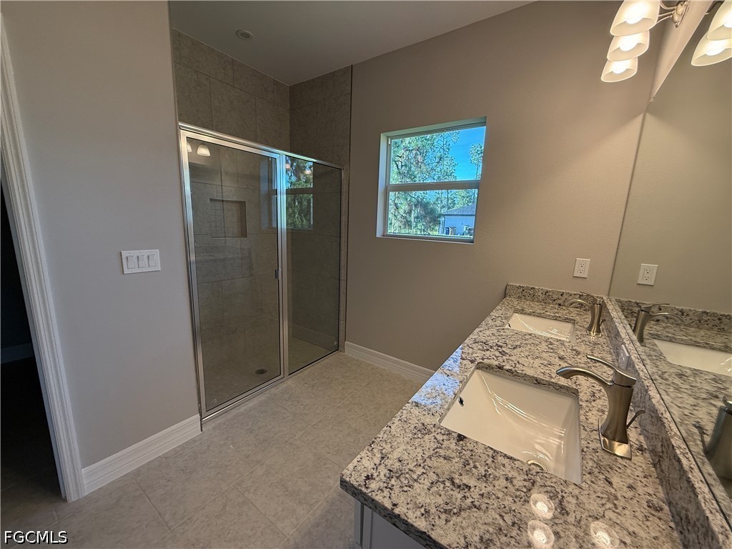3 Bed SingleFamilyResidence for Sale in Lehigh Acres, photo 15