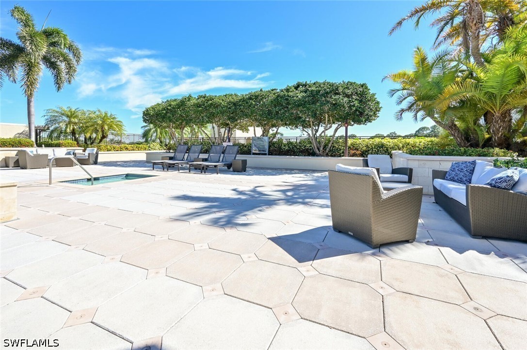 2 Bed Condominium for Sale in The Strada, photo 15