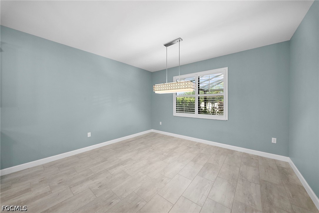 3 Bed SingleFamilyResidence for Sale in Timber Creek, photo 15