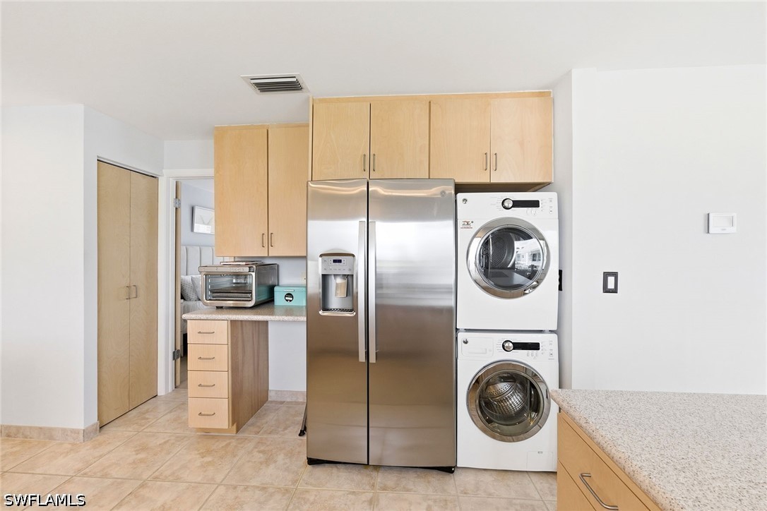 2 Bed Waterfront Home for Sale in Marina Manor, photo 15