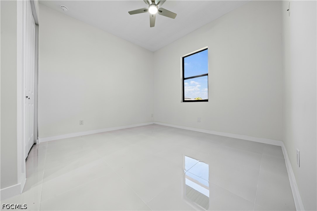 4 Bed SingleFamilyResidence for Sale in Lehigh Acres, photo 15
