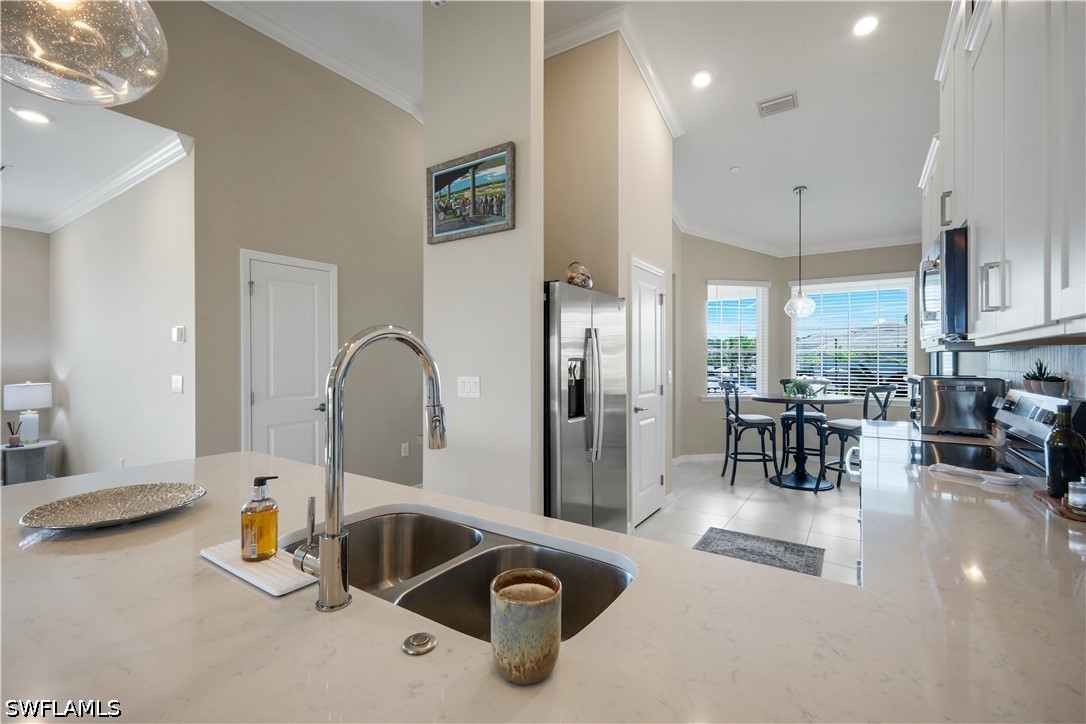 2 Bed Condominium for Sale in Fort Myers, photo 15