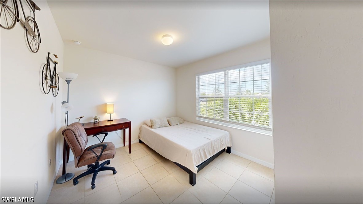 4 Bed SingleFamilyResidence for Sale in Cape Coral, photo 15