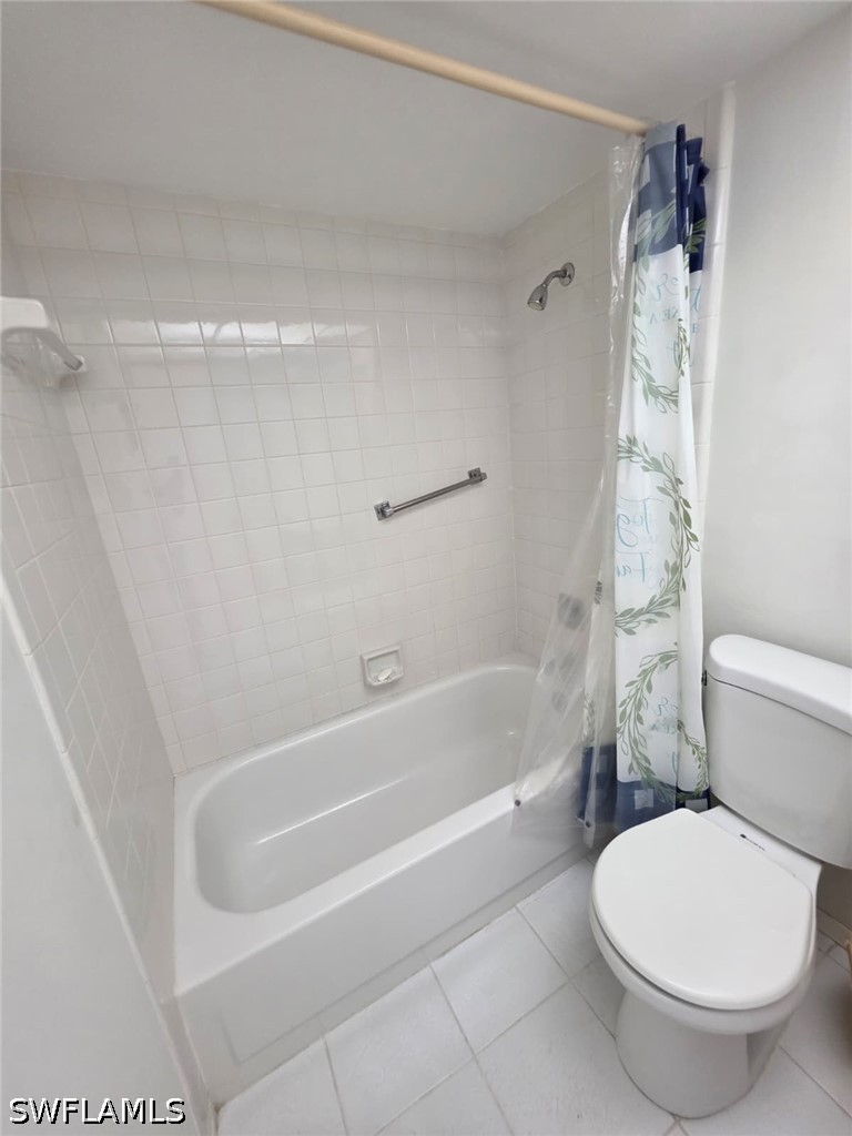 2 Bed Condominium for Sale in Naples, photo 15