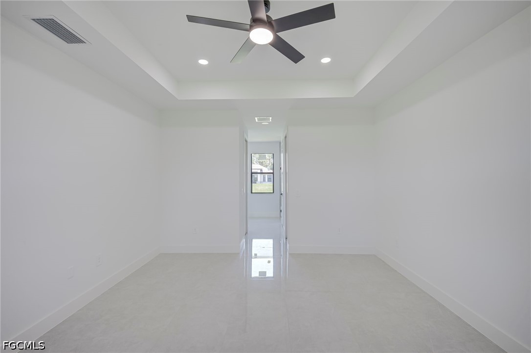 3 Bed SingleFamilyResidence for Sale in Lehigh Acres, photo 15