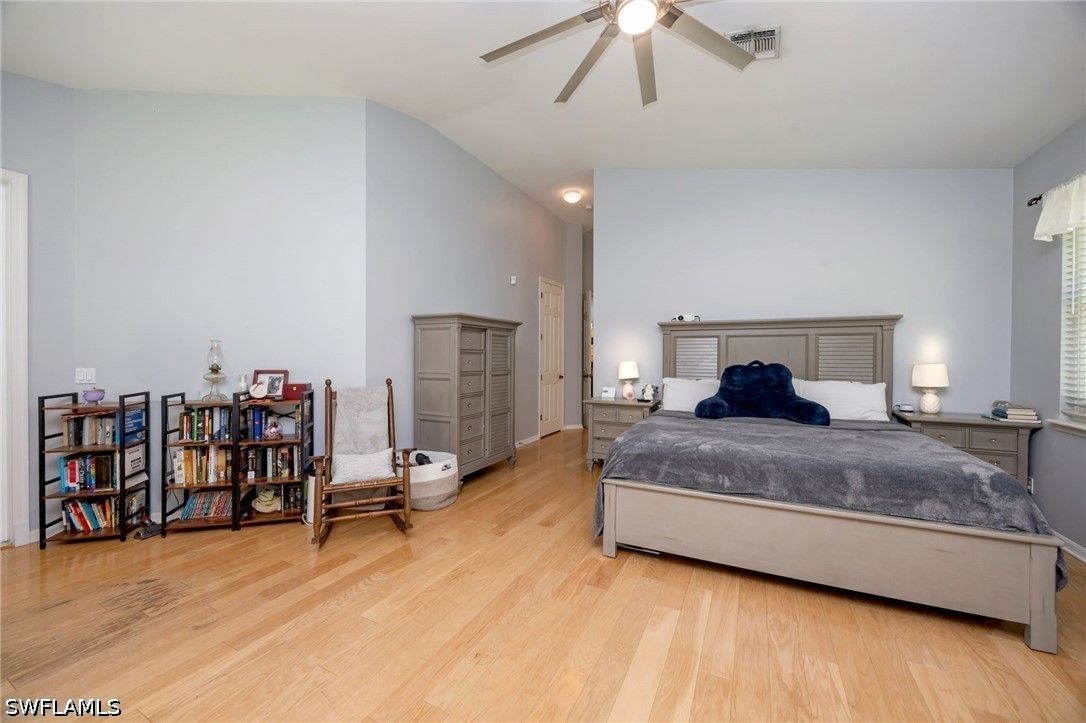 4 Bed SingleFamilyResidence for Sale in Naples, photo 15