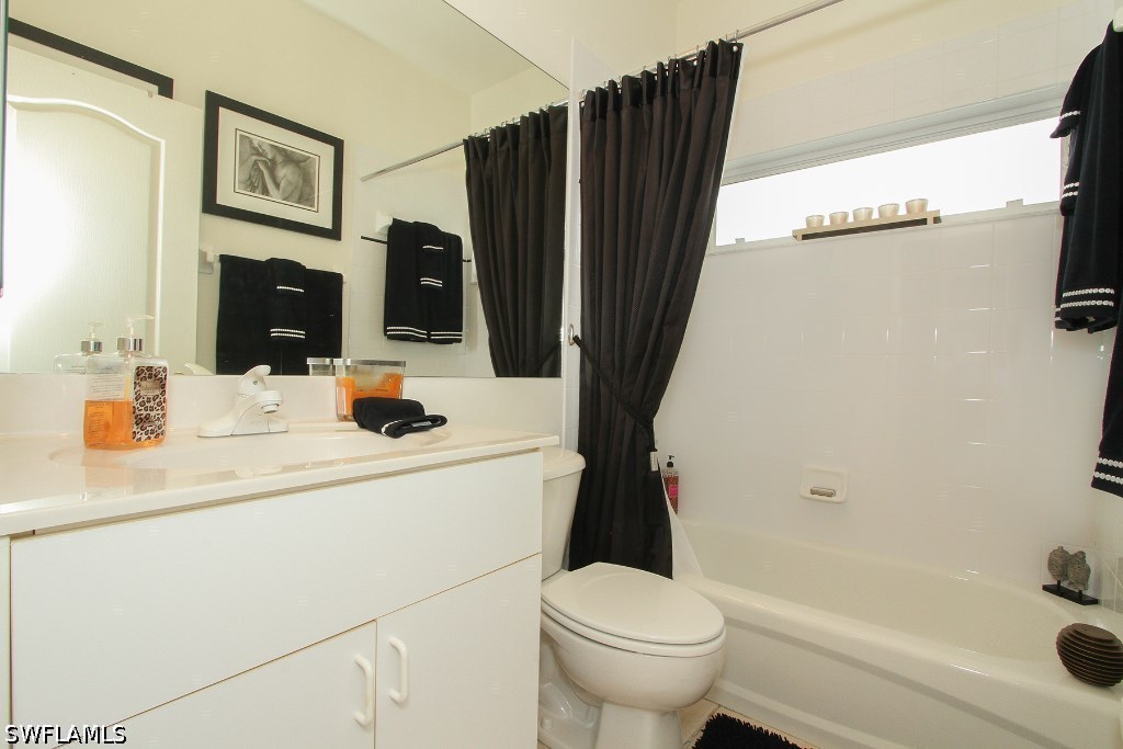 3 Bed Pool Home for Sale in Highland Woods, photo 15
