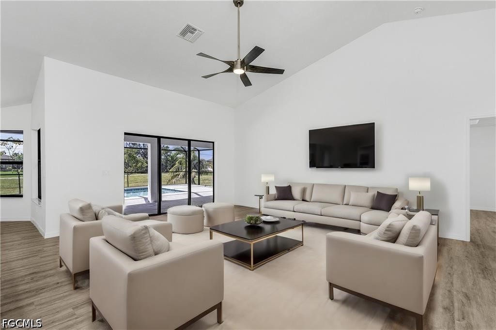 3 Bed Pool Home for Sale in Cape Coral, photo 15