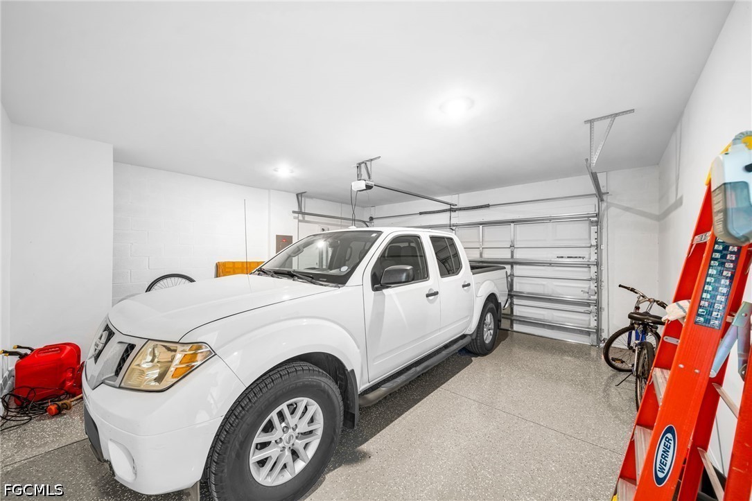 5 Bed SingleFamilyResidence for Sale in Crane Landing, photo 15
