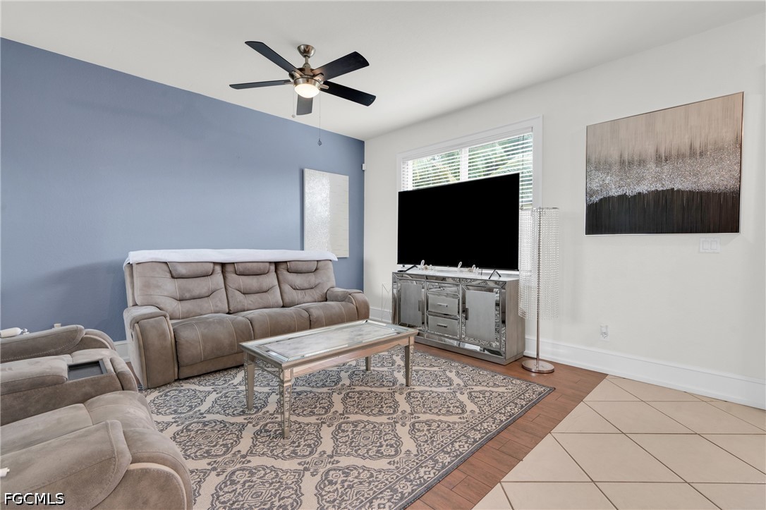 4 Bed SingleFamilyResidence for Sale in Lehigh Acres, photo 15