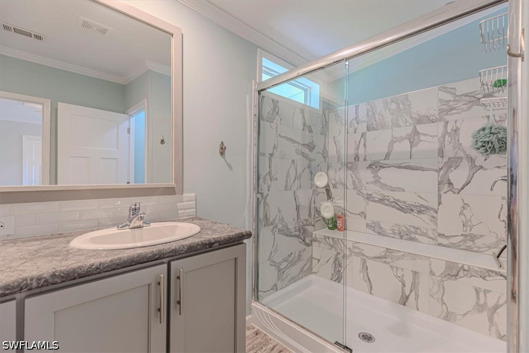 3 Bed ManufacturedHome for Sale in Naples, photo 15